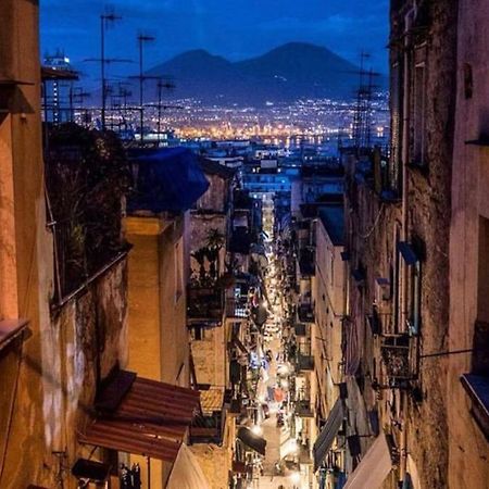 Appartamento Centro Storico Naples Exterior photo