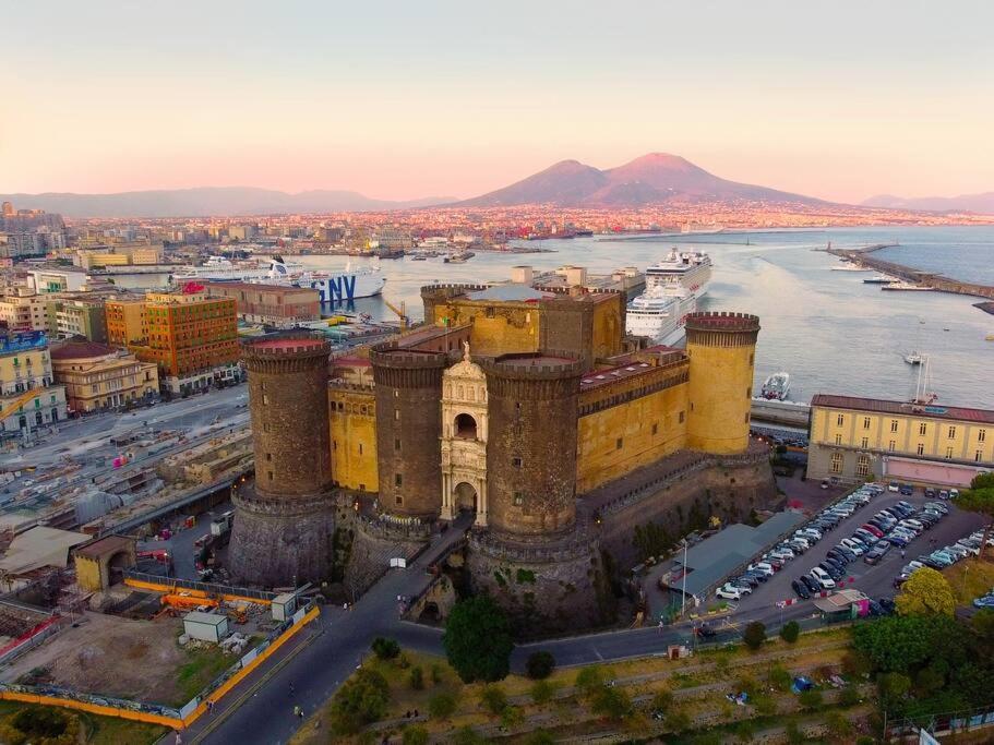 Appartamento Centro Storico Naples Exterior photo